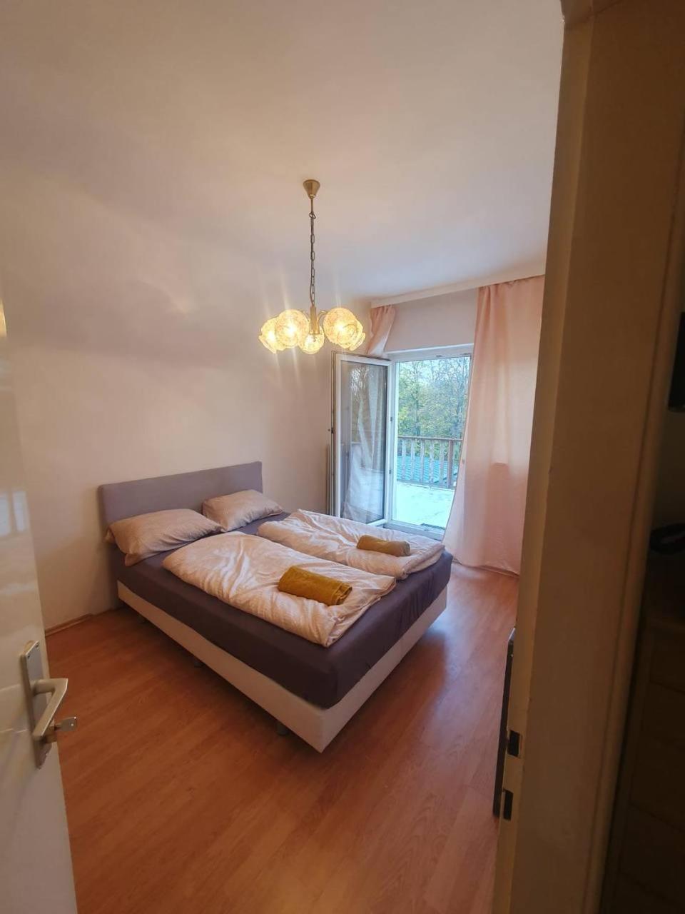 Cozy Rooms In An Elegant House Відень Екстер'єр фото