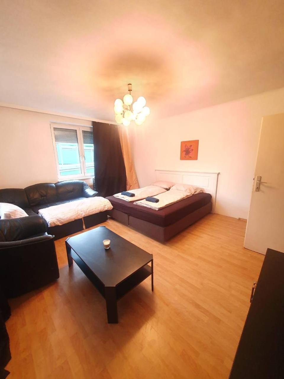 Cozy Rooms In An Elegant House Відень Екстер'єр фото