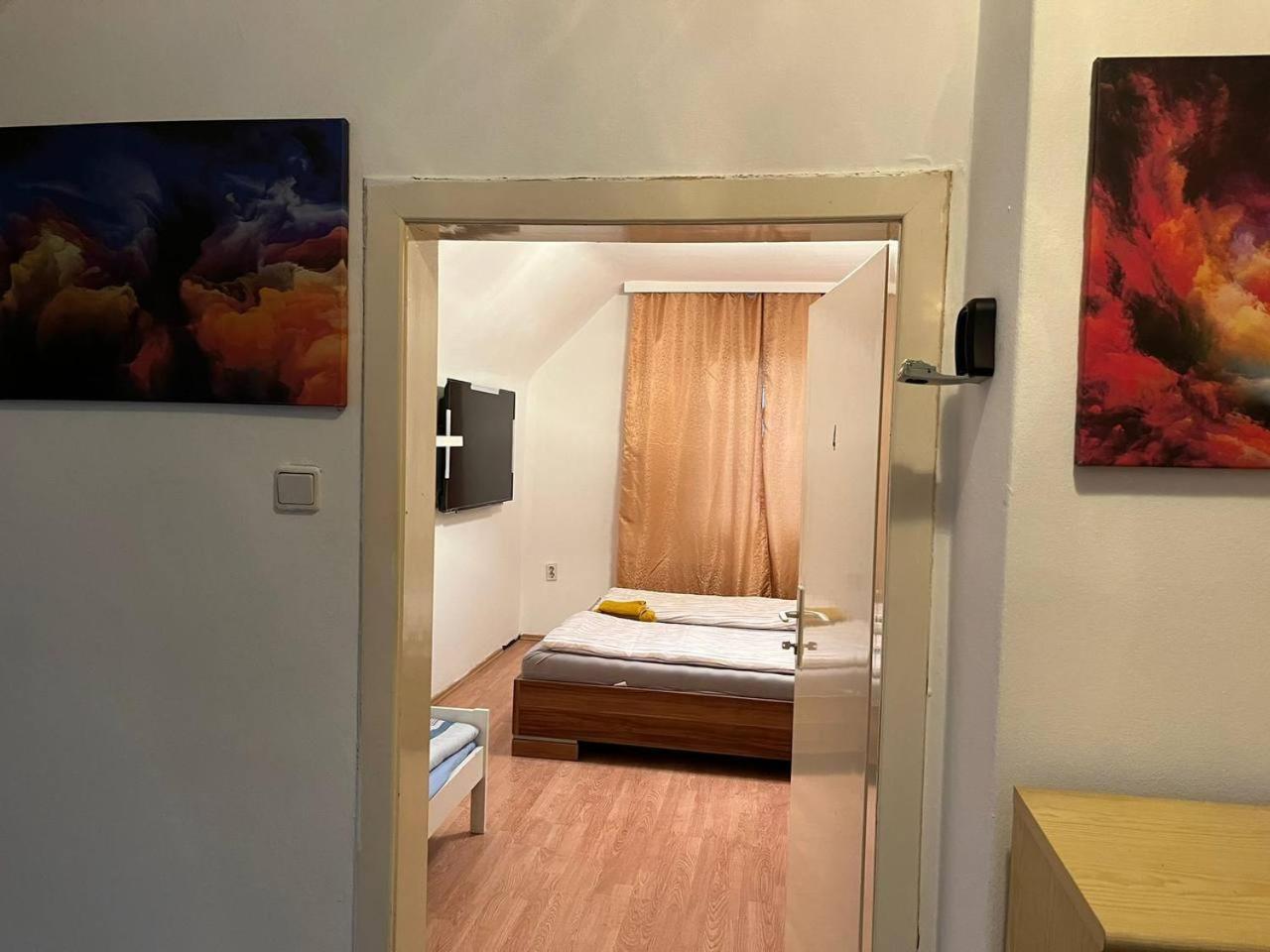 Cozy Rooms In An Elegant House Відень Екстер'єр фото